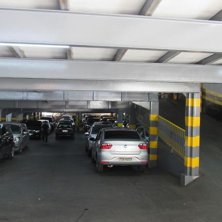 Hotel Moraes a 10 minutos da 25 de Março,Brás,Bom Retiro,a 2 minutos do Mirante Sampa Sky e pista de Skate Anhangabaú San Paolo Esterno foto