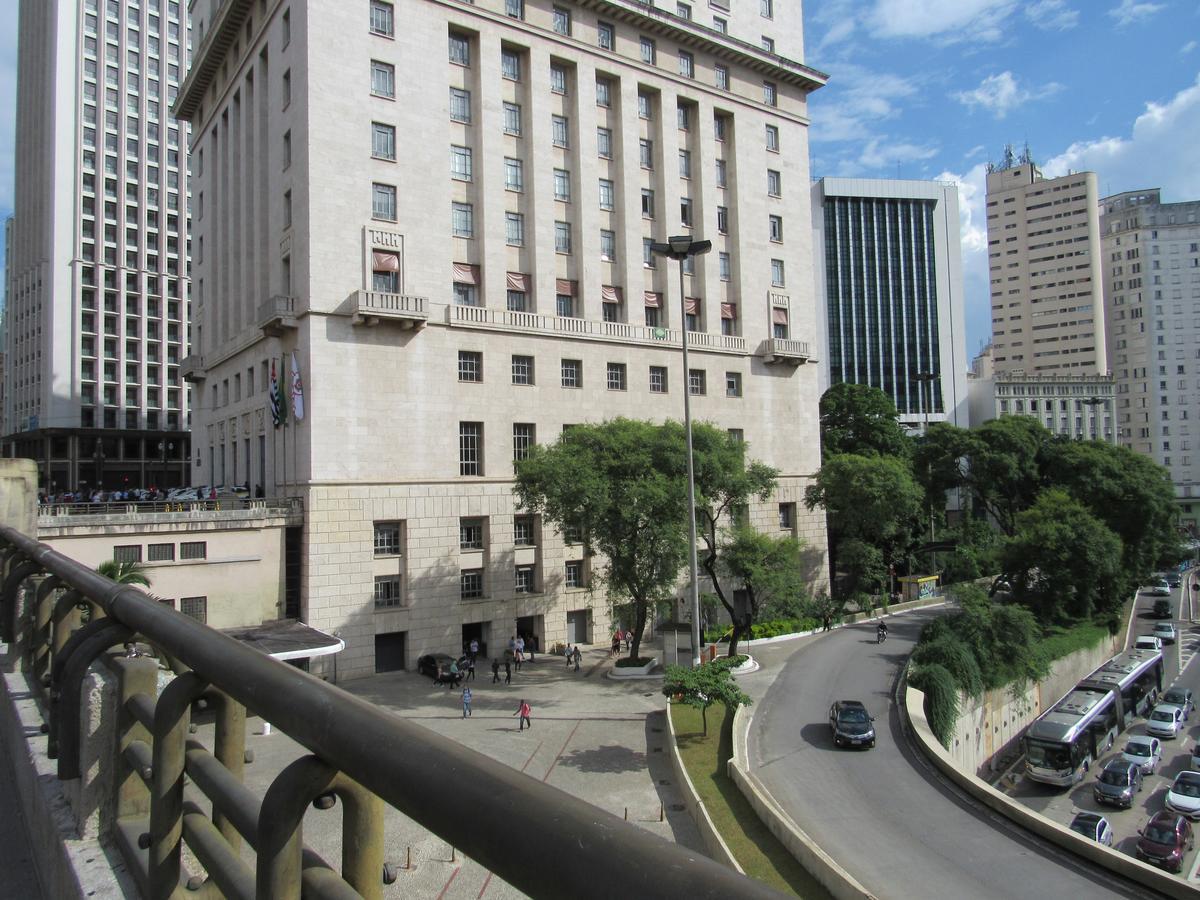 Hotel Moraes a 10 minutos da 25 de Março,Brás,Bom Retiro,a 2 minutos do Mirante Sampa Sky e pista de Skate Anhangabaú San Paolo Esterno foto