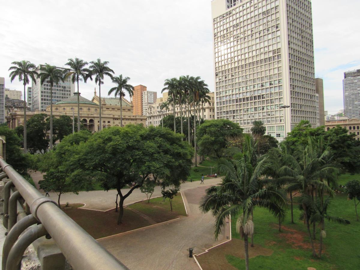 Hotel Moraes a 10 minutos da 25 de Março,Brás,Bom Retiro,a 2 minutos do Mirante Sampa Sky e pista de Skate Anhangabaú San Paolo Esterno foto